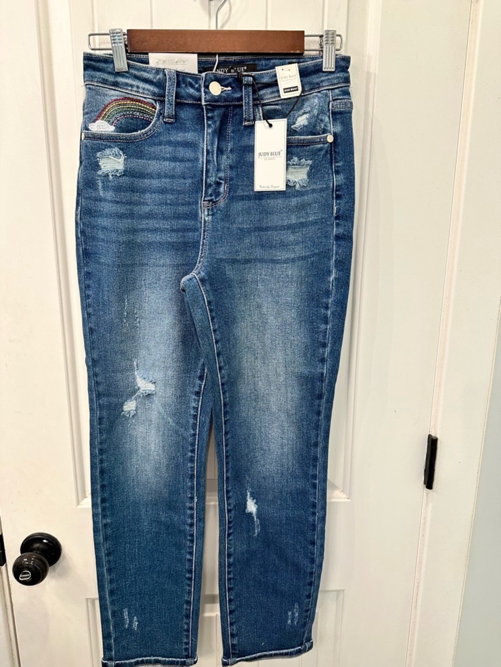 NWT Judy Blue High Waist Rainbow Embroidery Distressed Straight Leg Jeans 3/26